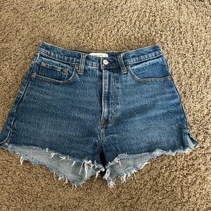 Abercrombie & Fitch Curve Love High Rise Mom Short